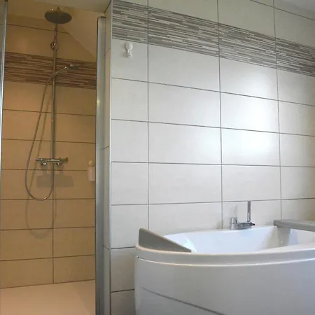 ヴィラ Modern In Rochefort Close To The Horses