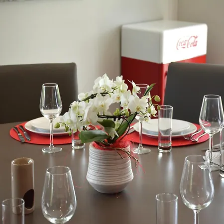 Modern In Rochefort Close To The Horses ヴィラ Wavreille